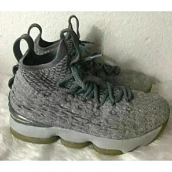 Nike Lebron 15 XV Wolf Gray Gold Size 7Y/ 8 Women 897648 -005 2017 Sneakers - Picture 5 of 9